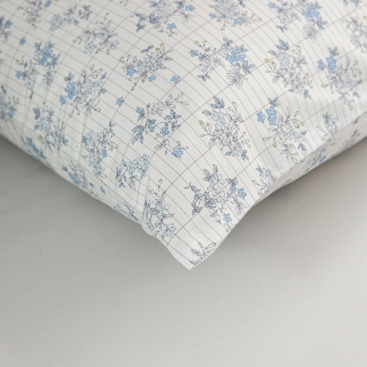 Grounding Pillow Case - View 4